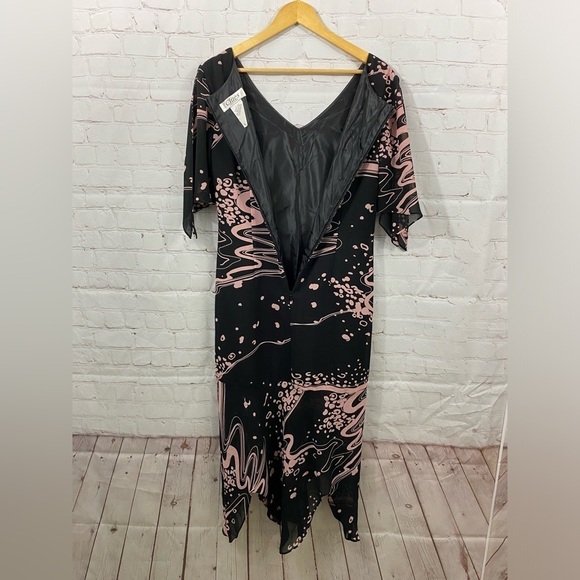 Clues Collections Dark Black Pink Geo design Fully Lined Womens size 6 Dress - Picture 3 of 12